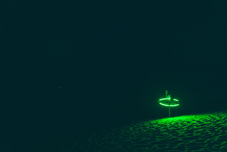 surfen in der nacht