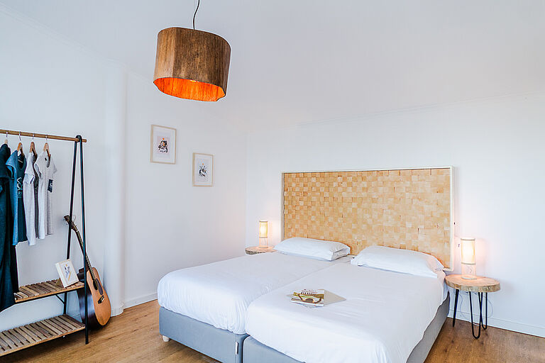 Doppelzimmer im Beachfront Surfcamp Caparica