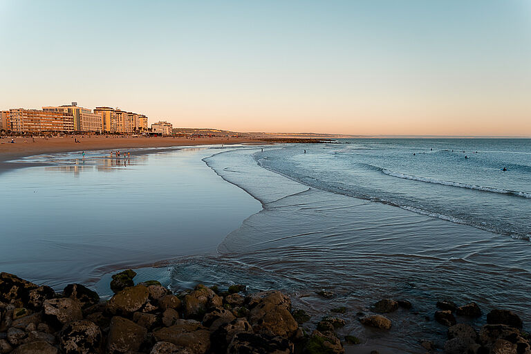 Umgebung des Beachfront Surfcamp Caparica
