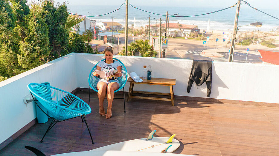 Beachfront Surfcamp Caparica Buchen Pure Surfcamps