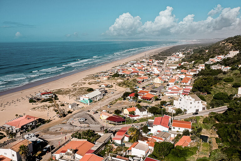 Umgebung des Beachfront Surfcamp Caparica