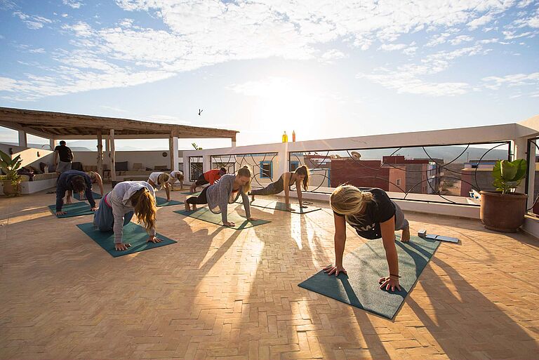 Yoga im Pure surfcmp