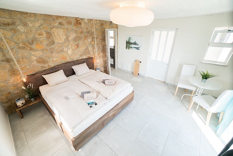 Pure Surfcamps Surflodge Portugal Zimmer in der Lodge