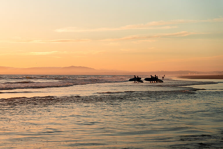 Surfspot am Beachfront Surfcamp Caparica