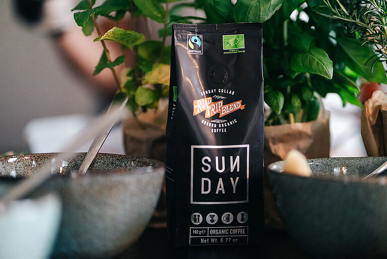 Kaffee am Frühstücksbuffet im Surfcamp Seignosse